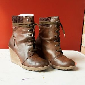 Bass Wedge Heeled Winter Boots